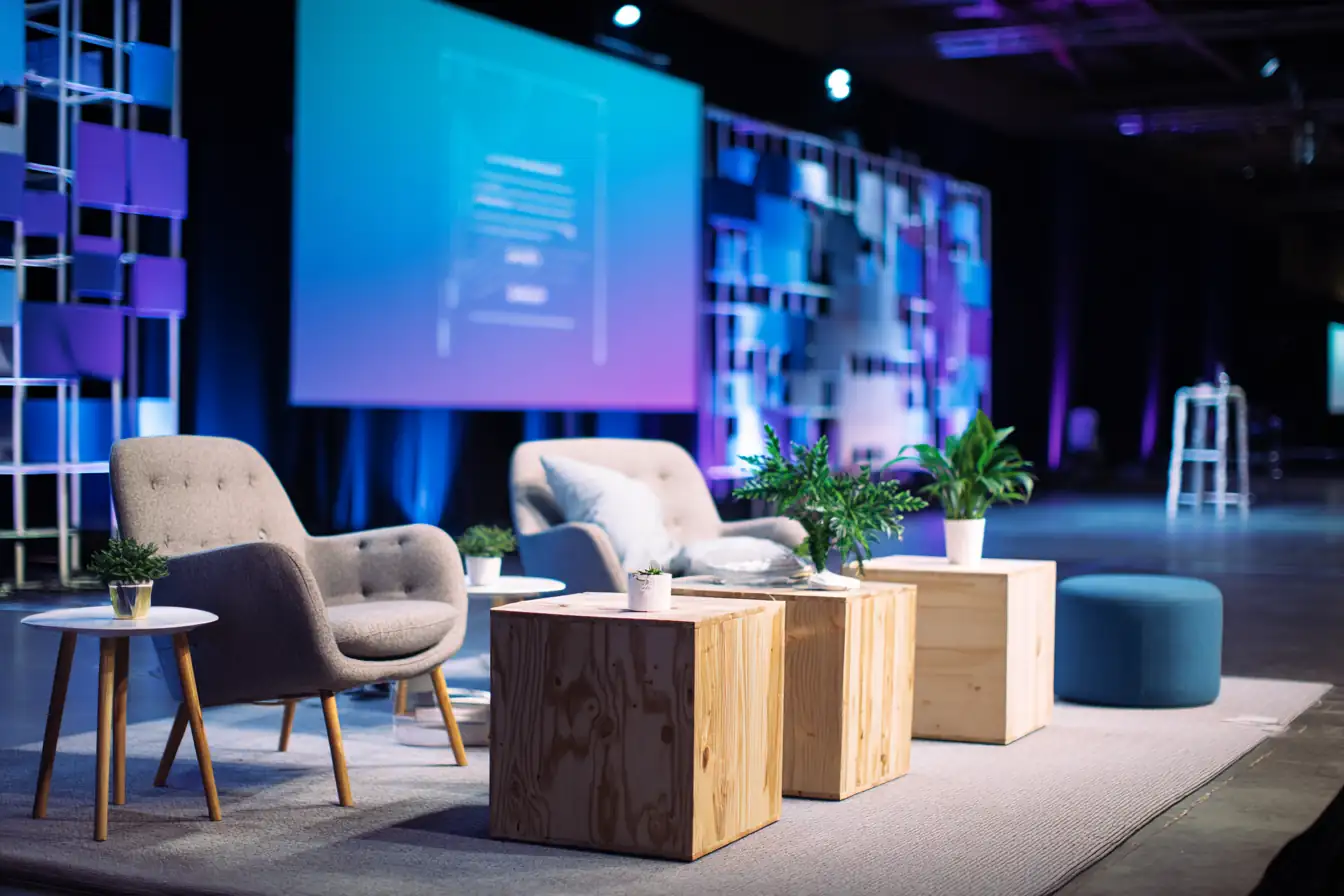 Elementor形状分隔线免费模板-倾斜4配图